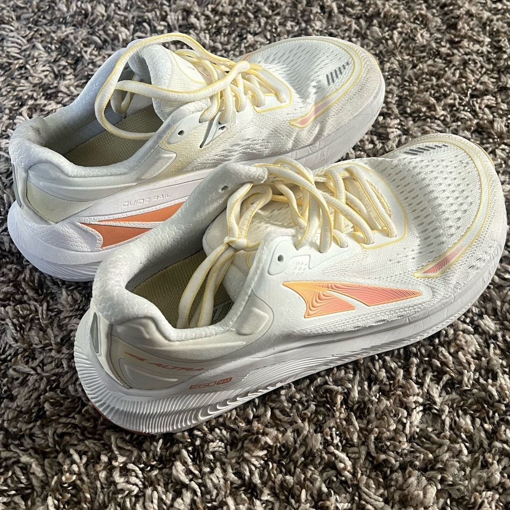 Altra Paradigm 6 Road-Running Shoes
